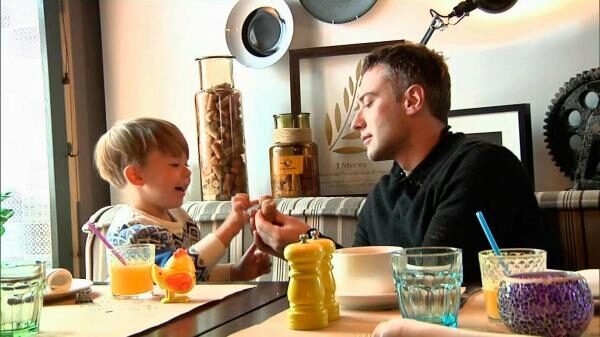 Счастливый отец: Дмитрий Шепелев увез 5-летнего сына в Италию