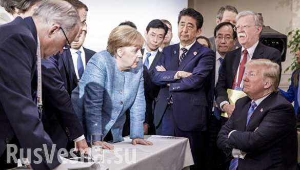 «Странные отношения»: Трамп швырнул Меркель конфеты на G7 (ВИДЕО)