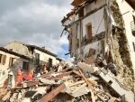 Землетрясение в Японии унесло жизни трех человек