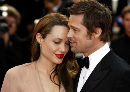 Жаркое примирение: Брэд Питт остановил развод и вернулся в Анджелине Джоли