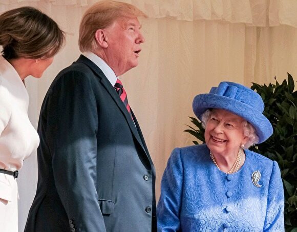 Трамп опоздал на чаепитие к королеве Елизавете II