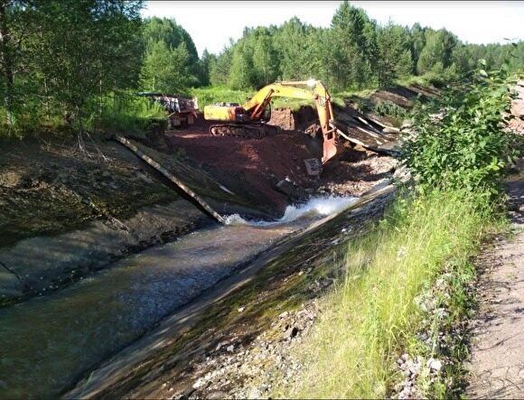 В МЧС создан штаб по ликвидации последствий обвала канала реки в Североуральске