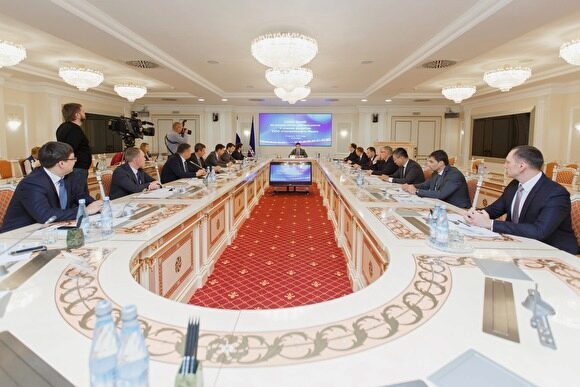 Дмитрий Артюхов обсудил с «Газпром нефтью» работу компании в Ямальском районе