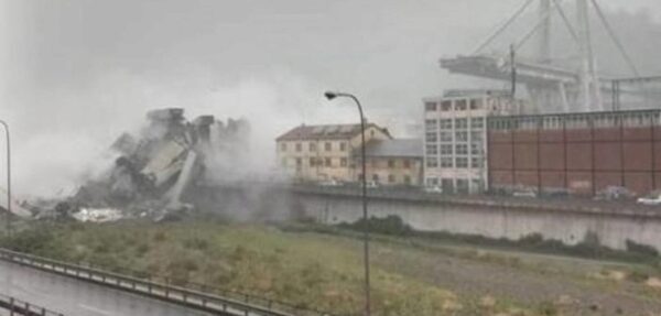 При обрушении моста в Генуе погибли десятки человек – СМИ