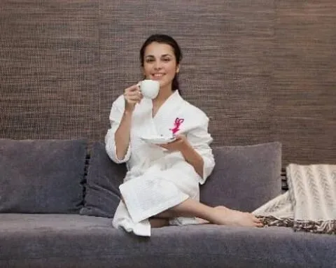 Сати Казанова показала фанатам сексуальный снимок в бане