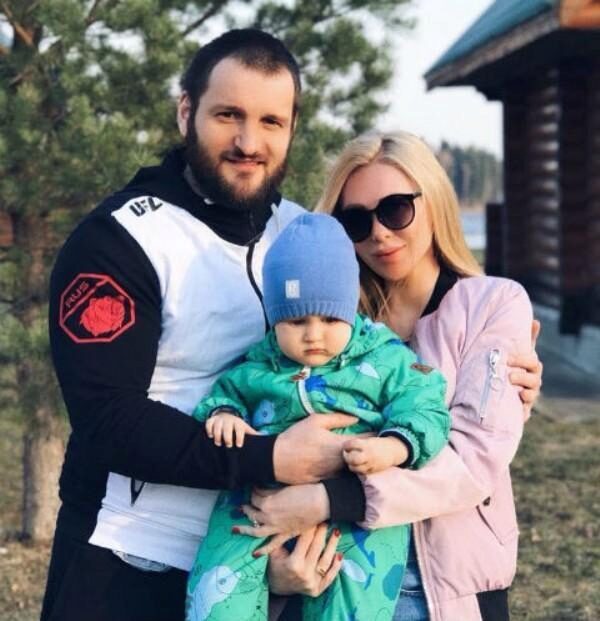 Экс-участник «Дома-2» Алексей Самсонов о ссоре с супругой: «Юля хочет, чтобы сын меня забыл»