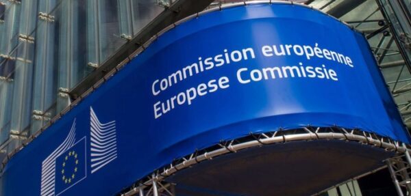Еврокомиссия подает на Польшу в суд