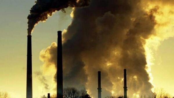 Синоптики зафиксировали повышенное загрязнение воздуха в Екатеринбурге и Каменске-Уральском