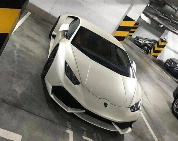 В Украине засветился новый суперкар Lamborghini (ФОТО)
