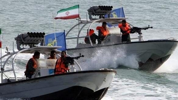 Иранские военные взяли на прицел вертолеты ВМС США на глазах американских журналистов