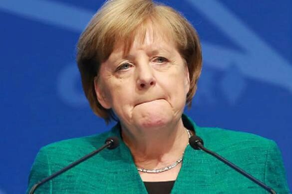 Рейтинг партии Меркель продолжает падать, показал опрос
