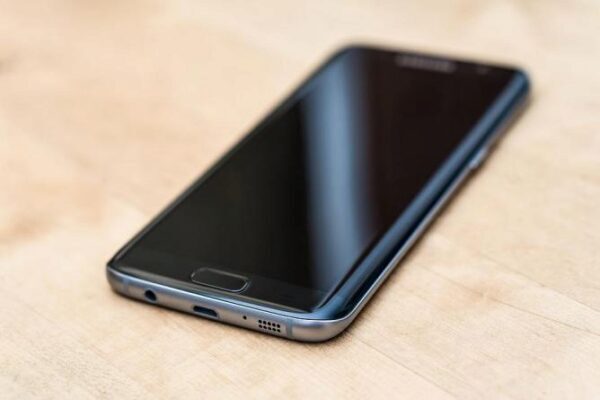 Samsung обошел iPhone в рейтинге Роскачества