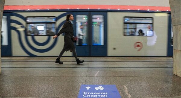 В подземку – с компасом. Петиция против новой навигации в метро Москвы набирает голоса