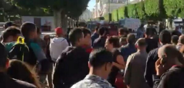 В Тунисе прогремел взрыв, ранены 9 человек