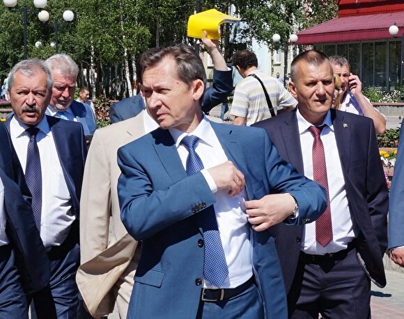 Бывший мэр Сургута Дмитрий Попов оплатил экспертизу, от которой зависит его судьба