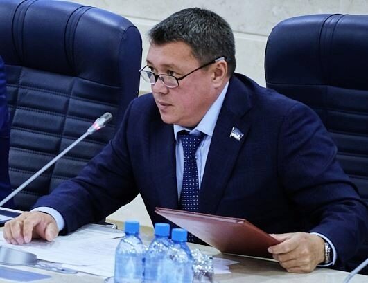 Депутаты Ямала приняли бюджет на три года. Оппозиция традиционно выступила против