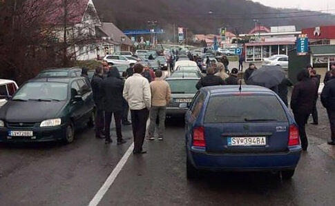 «Евробляхеры» заблокировали ряд пунктов пропуска на западе государства Украины
