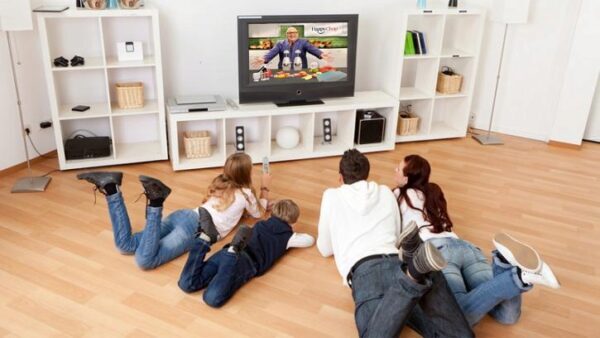 Исследователи установили, сколько часов в день можно смотреть телевизор без вреда здоровью