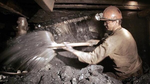 Кабмин направил 500 млн грн грн на выплаты зарплат шахтерам