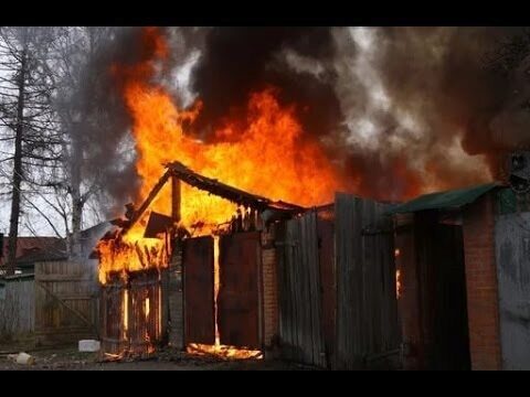 На Кузбассе в поселке Юрга шестеро детей и двое взрослых погибли при пожаре