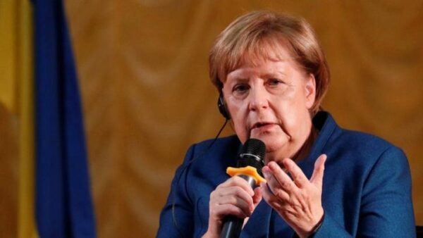 “Не бойтесь, транзит будет!” - Меркель успокоила Украину насчёт “Северного потока-2”