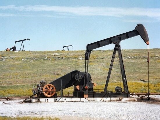 США в первый раз обошли РФ по добыче нефти