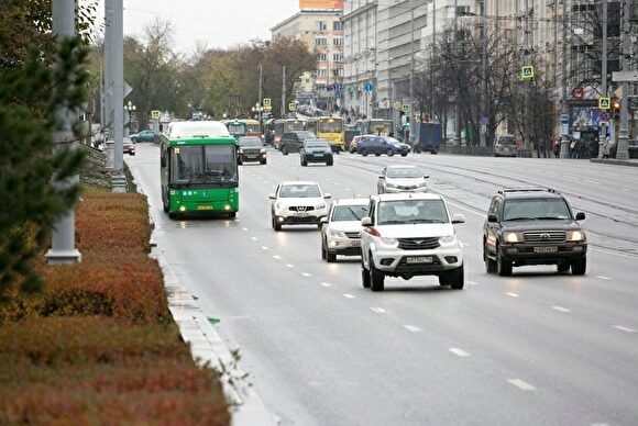 В Екатеринбурге центральный городской проспект Ленина закатают в гранит