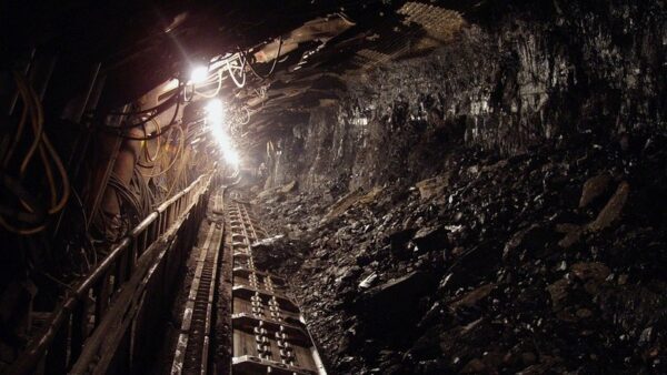 5 горняков погибли при трагедии в шахте на востоке Китая