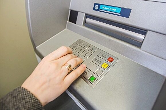 ЦБ начал готовить банки к отключению от Visa и Mastercard из-за санкций