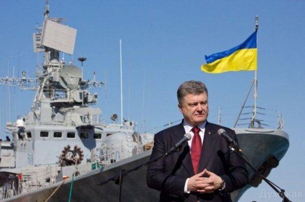 Киев призвал инопланетян и Бога уничтожить Крымский мост