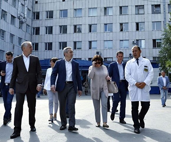 Моор выделил деньги из бюджета на открытие новой поликлиники в Тобольске