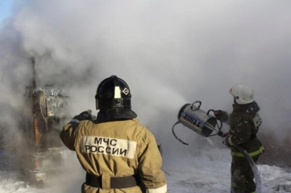 На предприятии в Саратовской области в результате взрыва газа пострадали два человека