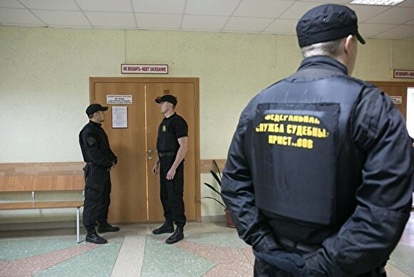 На Урале суд приговорил экс-полицейского к 11 годам за убийство, угрозы и пьяную езду