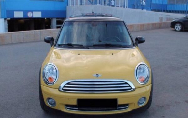 Первый автомобиль Ольги Бузовой - жёлтый Mini Cooper в интернете продают за 5 миллионов рублей