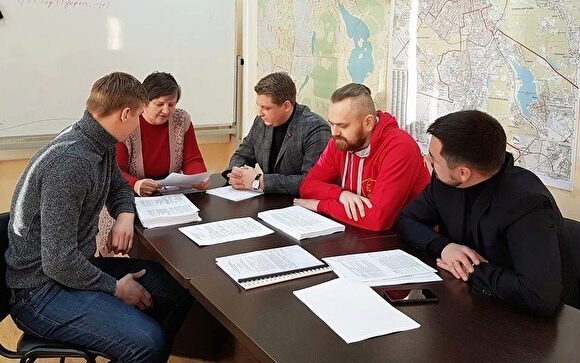 «Пир во время чумы». КПРФ отказывается голосовать за повышение зарплаты мэру Екатеринбурга