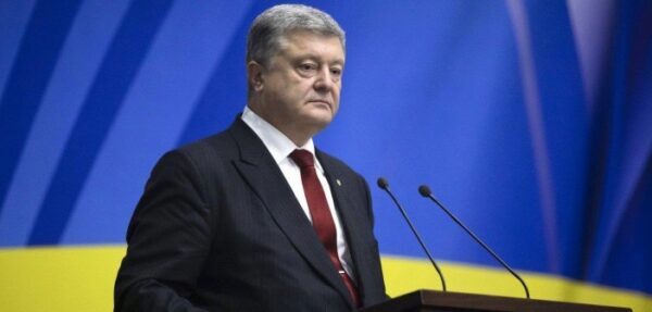 Порошенко осудил страны, выступившие против резолюции о милитаризации Крыма
