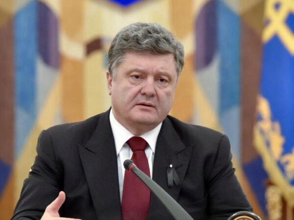 Порошенко подписал закон, приравнивающий украинских националистов к ветеранам войны