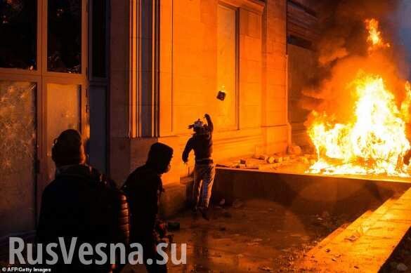 Протесты во Франции: на митингах погибли уже трое человек (ФОТО, ВИДЕО)