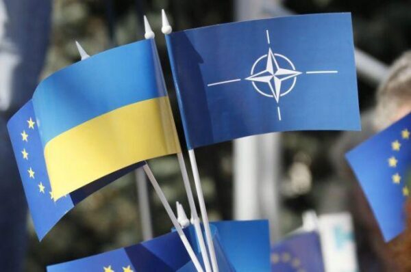 Страны НАТО готовы поддерживать Украину в случае открытого нападения РФ