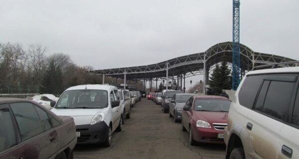 Таможенники предупредили об немалых очередях на украинско-польской границе