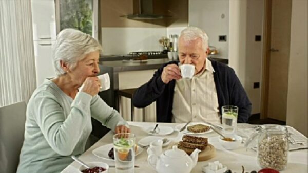 Ученые выяснили, что кофе способен замедлить старение мозга
