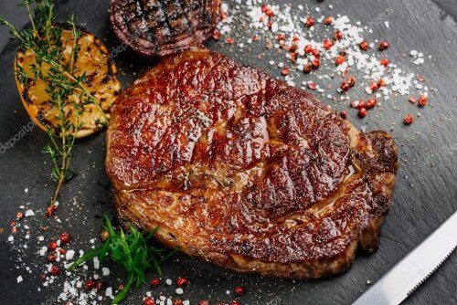 Ученые: Жареное мясо увеличивает риск возникновения рака
