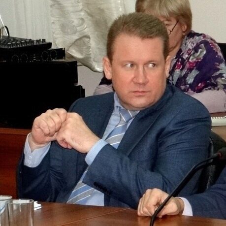 У мэра Тобольска новый зам по ЖКХ, успевший поработать у Кобылкина, Филипенко и Моора