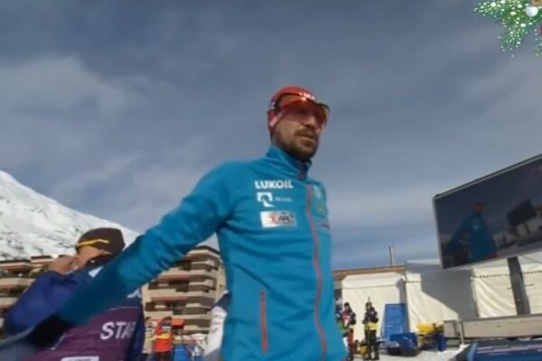 Устюгов набрал первые очки на Кубке мира по лыжным гонкам