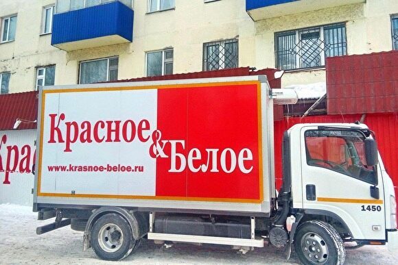В Челябинске водители грузовиков «Красное& Белое» вынуждено ночуют в машинах в —25 °С