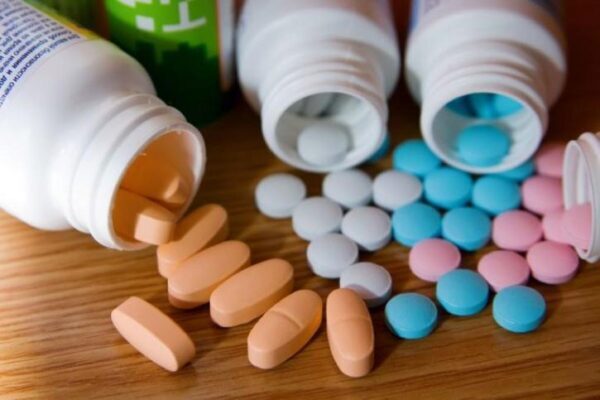 Витамин В12 и антиоксиданты опасны для здоровья, предупреждают врачи