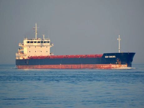 В Керченском проливе повреждены два грузовых корабля