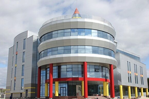 Власти ХМАО покупают здание у застройщика за 900 млн рублей
