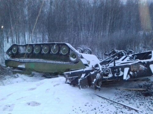 Возбуждено уголовное дело по крушению вагонов в Омской области