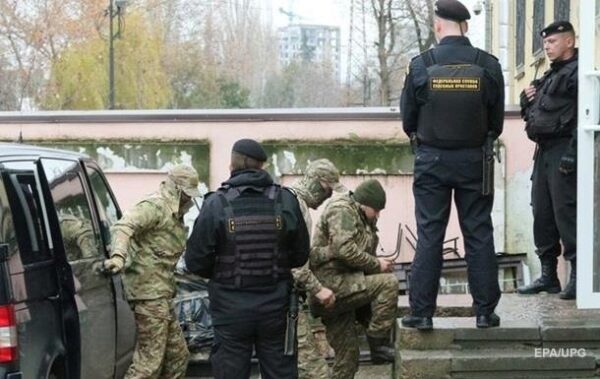 В СИЗО столицы у украинских моряков забрали военную форму